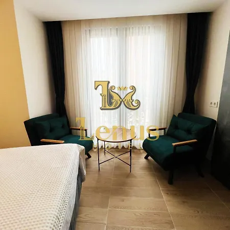 Lenus Hotel