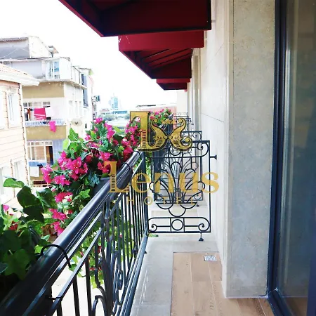 Lenus Hotel 3*